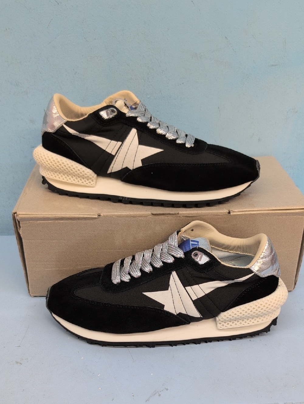 Golden Goose Women's Running Marathon Star Sneakers Size US 6 Black And Silver